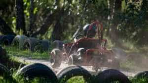 PTkzY2QzODcxYmE4MjYyNTk0OTI1MGMzMDQzOTM4ZDAx.thumb - Furt de 10.000 de euro! Doi minori au furat două karturi de pe velodromul din Craiova.