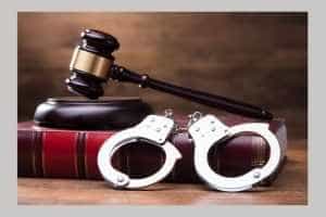 PITEȘTI. Trimis în judecată după ce a furat scule electrice și un portofel 20 retinut si judecat