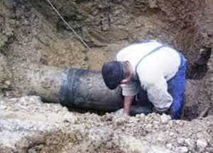 descarcare 3 - Conductă de țiței fisurată, în Băbana!