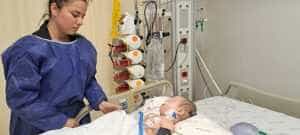 unnamed - O familie din Argeș apelează la mila oamenilor cu suflet mare pentru a-și salva copilul!