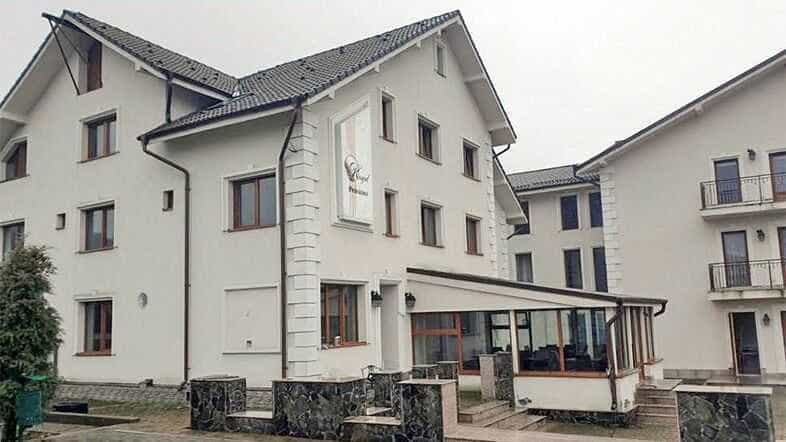 pensiune inu campulung (1)