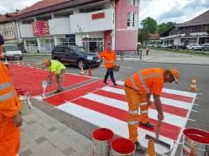 Peste 60 de milioane de euro din fonduri europene pentru infrastructura oraşului CURTEA DE ARGEȘ 3 marcaje strazi 2 - Peste 60 de milioane de euro din fonduri europene pentru infrastructura oraşului CURTEA DE ARGEȘ