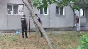 fetita 4 ani cazuta etaj 4 bloc galati stare grava 839969 - Tragedie în Galați! O micuță de 4 ani a murit după ce a căzut de la etajul 4