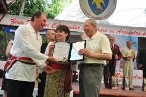 Mesaje de condoleanțe. Adrian Năstase: ”Ne-a părăsit un vechi și bun prieten – Constantin Nicolescu” 2 Sursă foto: Facebook SBO