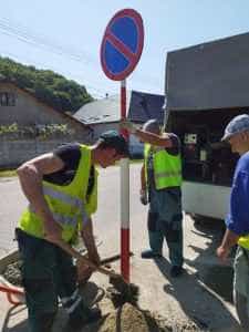 ȘTEFĂNEȘTI. Acțiunile de salubrizare și întreținere a domeniului public - continuă! 4 Ștefănești