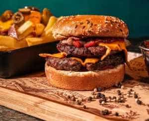 hush hamburger - Experiență totală numai la HUSH. Alege mâncarea pe gustul tău!