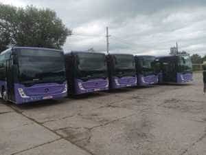 Alte cinci autobuze noi au ajuns la Pitești! 26 Sursă foto: Facebook Cristian Gentea.