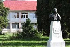 Liceu e1688136403370 - Liceul care deține fermă didactică, cămin și cantină modernă!