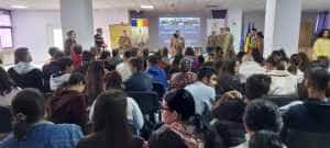 CN Alexandru Odobescu te așteaptă! Mesaje pentru boboci de la actualii elevi! 5 FOTOGRAFII ODOBESCU 3 - CN Alexandru Odobescu te așteaptă! Mesaje pentru boboci de la actualii elevi!