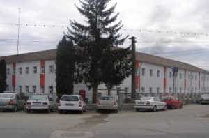 LICEUL TEHNOLOGIC AUTO CURTEA DE ARGEs ansamblu - Meseria e brățară de aur! Alege Liceul Tehnologic Auto Curtea de Argeș!