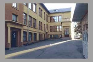 Liceul care creează economiști! Numeroase specializări! 1 Colegiul Economic „Maria Teiuleanu” Pitești