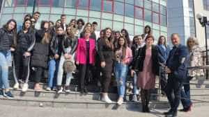 Liceul Teoretic Costești te așteaptă! Dispune de internat și cantină! 9 Elevi - Liceul Teoretic Costești te așteaptă! Dispune de internat și cantină!