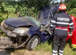 (VIDEO) Accident mortal în Costești! A intrat cu mașina într-un copac! 1 accident e1688373250207 - (VIDEO) Accident mortal în Costești! A intrat cu mașina într-un copac!
