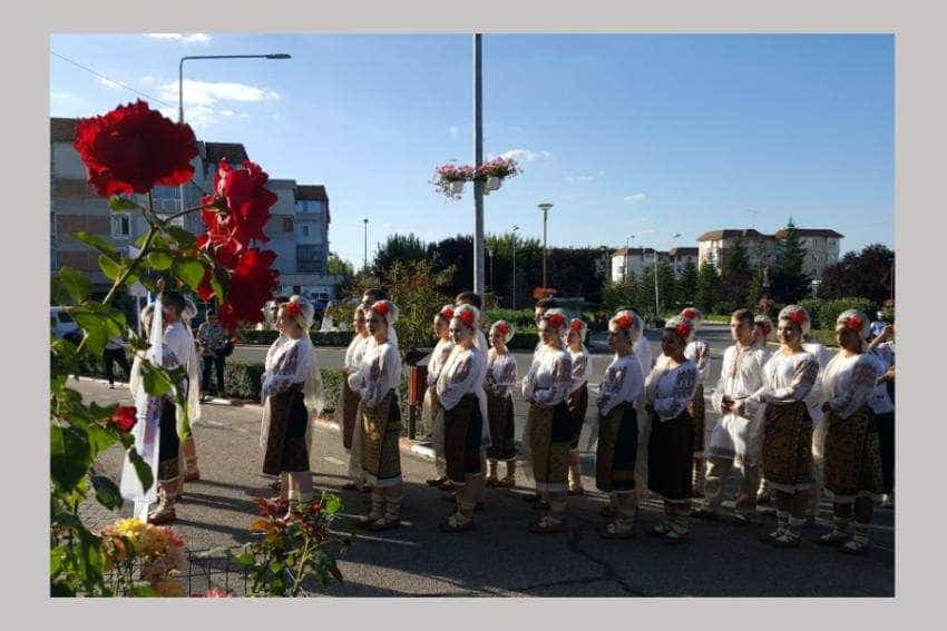 festival folclor Mioveni