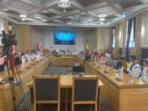 gentea carpati 4 - Cristian Gentea: ”Publicul iubitor de folclor va admira peste 200 de artiști din ansambluri internaționale”