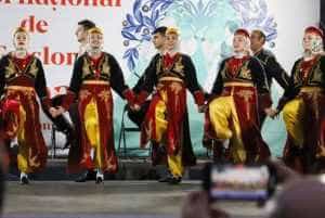 Festivalul Internațional de Folclor ”Carpați” 2023. Spectacolul continuă la Mioveni! 4 Sursă foto: Facebook Primăria Municipiului Pitești.