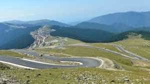 Transalpina vaccinare drum - Se închide Transalpina în weekend. Ce variante ocolitoare au șoferii