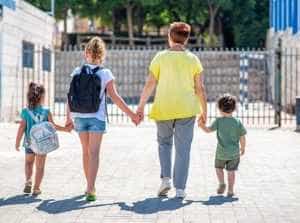 b83cc3304768d6b9b7083d00099a1732 - Noi modificări privind accesul părinților în școli! Când li se va permite să intre în unitățile de învățământ?