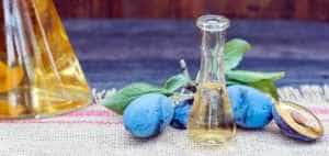 tuica - Țuica de Coșești – o băutură aromată, cu multe „grade”, devenită brand al Argeșului