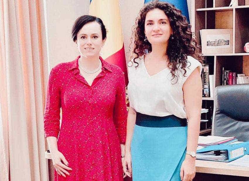 Sursă foto: Facebook Simona Bucura Oprescu.