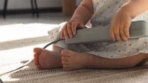 NDAmaGFzaD1jMzczZjIzNjQxMjM1MWRkMTgxOGZlNjFiNTA0OWY4NA.thumb - Tragedie în Brăila! O fetiță de 2 ani a murit electrocutată