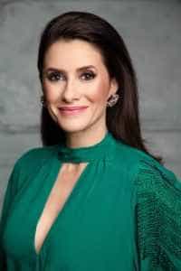 Iuliana Tudor va prezenta Festivalul–Concurs Național de Folclor „Mioveni” 2023 2 la Mioveni