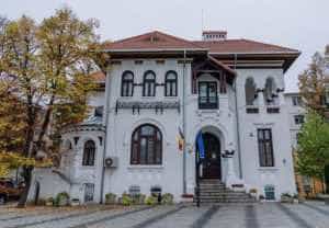 Luni și marți. Program special la Serviciul de Stare Civilă Pitești 1 Sursă foto: Facebook Primăria Municipiului Pitești.