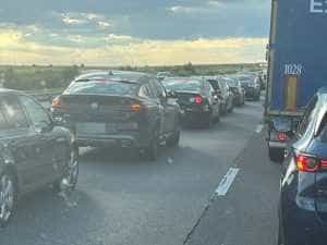 Accident grav pe A1! O mașină a ieșit în decor 2 Trafic blocat - Accident grav pe A1! O mașină a ieșit în decor