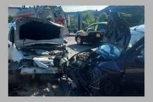 Accident rutier la Curtea de Argeș! Implicate două autoturisme! 1 accident masini