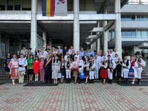 Peste 300 de dansatori au urcat pe scena Festivalului-Concurs Național de Folclor „Mioveni” 1 spectacol la Mioveni