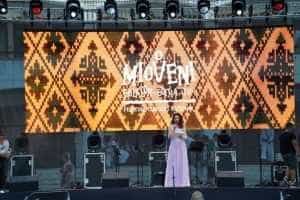 Peste 300 de dansatori au urcat pe scena Festivalului-Concurs Național de Folclor „Mioveni” 3 spectacol la Mioveni