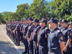 O nouă misiune a pompierilor români în Franța. Printre salvatori se află și un argeșean 3 pompieri arges romania