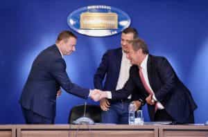 A fost semnat contractul pentru proiectarea și execuția primilor 17,6 km ai autostrăzii Sibiu - Făgăraș 1 Sursă foto: Facebook CNAIR.