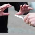 Piteștean de 50 de ani reținut după ce a amenințat cu un cuțit un alt bărbat 10 cutit atac