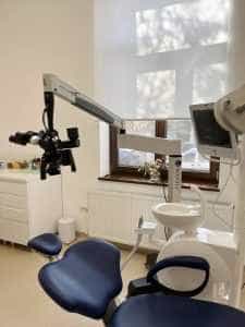 descriere tratament cu microscop - Dental Prime – Clinica Dentară pentru familia ta!