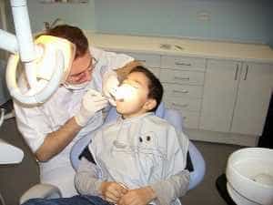 Implant &Esthetic Center - cheia pentru un zâmbet de invidiat și o dantură sănătoasă 3 clinica2 - Implant &Esthetic Center - cheia pentru un zâmbet de invidiat și o dantură sănătoasă