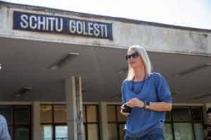 Alina Gorghiu și Adrian Ioan Veștea. Miniștrii au mers cu trenul de la Schitul Golești la Câmpulung Muscel 3 Sursă foto: Facebook Alina Gorghiu.