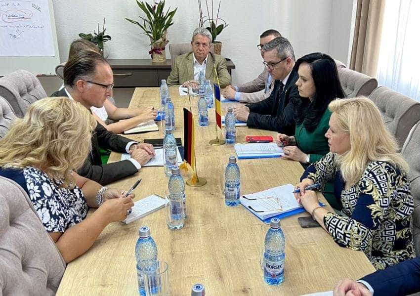 Sursă foto: Facebook Ministrul Muncii și Solidarității Sociale.