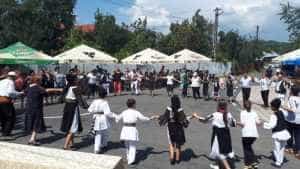 Sămbătă, 26 august are loc cea de-a XX-a ediţie a „Întâlnirii fiilor satului Poienărei” 2 corbi fiii satului poienarei 66 e1534755265178 - Sămbătă, 26 august are loc cea de-a XX-a ediţie a „Întâlnirii fiilor satului Poienărei”