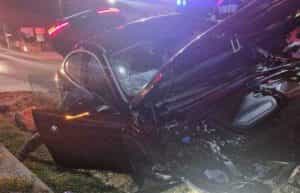 accident e1693200644797 - Accident rutier în Albeștii de Argeș! S-a înfipt cu mașina într-o podișcă