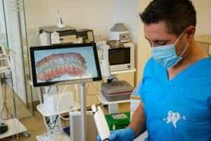 Clinica de medicină dentară DR TEO – Fațetele dentare 1 fatete dentare dr Teo