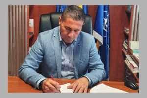 Finanțare pentru primul bloc de locuințe sociale din Bradu 7 Dan Stroe primar Bradu