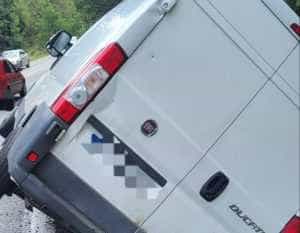 4b686c73 4254 4f46 b082 dabd10cf40c9 1 - Accident la Morărești! O autoutilitară s-a răsturnat
