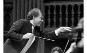 Masterclass internațional de dirijat orchestră și concerte simfonice, la Filarmonica Pitești 2 Michalis Economou la Pitești