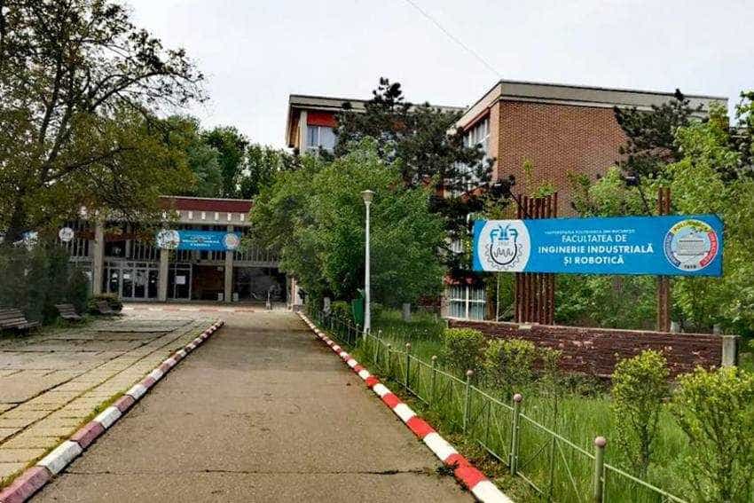 facultatea de inginerie si robotica gratuit mioveni Sursă foto: Facebook Primăria Orașului Mioveni.