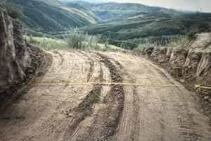 Au vrut să ajungă mai repede la muncă. Doi oameni au făcut o gaură cu excavatorul în Marele Zid Chinezesc 1 sursa foto print screen can