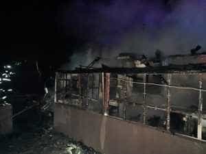 (VIDEO) Incendiu puternic la o casă din Stolnici! 26 822f0883 7372 407e a7b7 025122a0f3cb - (VIDEO) Incendiu puternic la o casă din Stolnici!