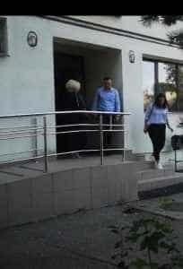 (VIDEO) ACUM! Directoarea DGASPC dusă cu duba la audieri! 2 tatiana eftimie 1 - (VIDEO) ACUM! Directoarea DGASPC dusă cu duba la audieri!