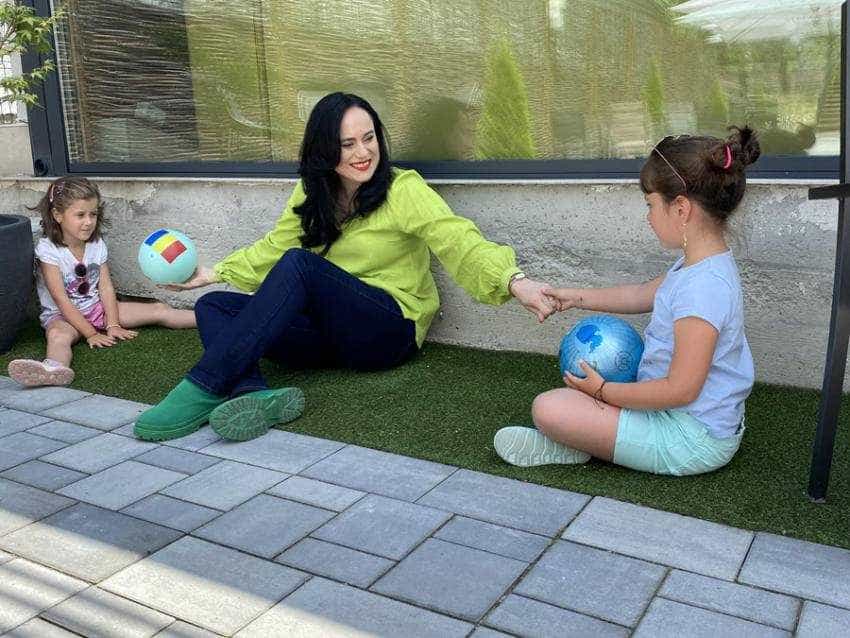 Sursă foto: Facebook Simona Bucura Oprescu.