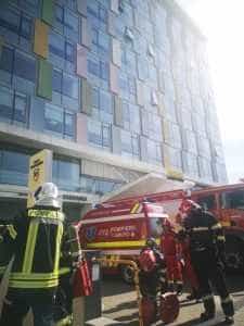 Acțiune a pompierilor la o clădire de birouri din Pitești! 3 WhatsApp Image 2023 09 14 at 11.11.14 - Acțiune a pompierilor la o clădire de birouri din Pitești!